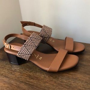 Dress sandal